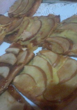 Una foto de Facturas de manzana