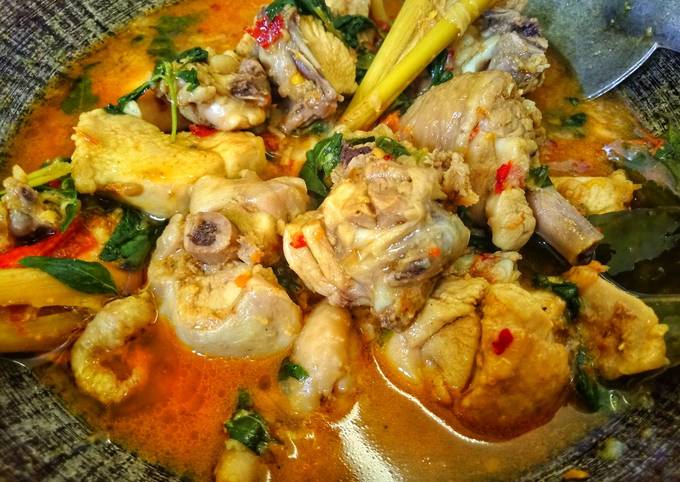 Resep Ayam Woku Kemangi Oleh Chindy Octavia - Cookpad