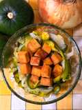 Salteado de zapallitos y tofu orgánico