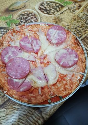 O poză a rețetei Pizza pe lipie🍕🍕.
