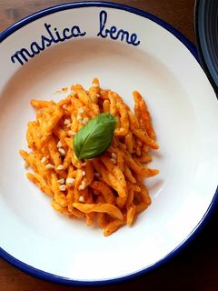 Foto di Trofie con crema di peperoni arrostiti