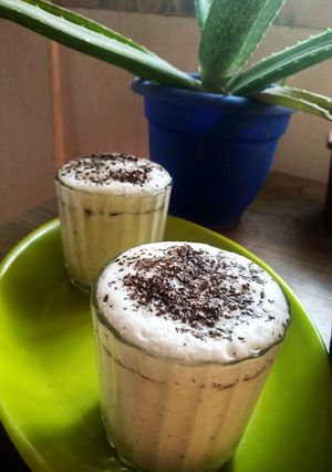 দই লস্যি (Dahi lassi recipe in Bengali) রেসিপির প্রধান ছবি