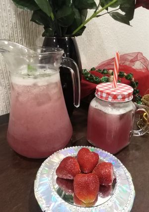 A picture of Strawberry Margarita.
