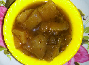 A picture of Raw Mango chutney.