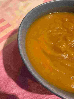 Una foto de Sopa cremosa de calabacín