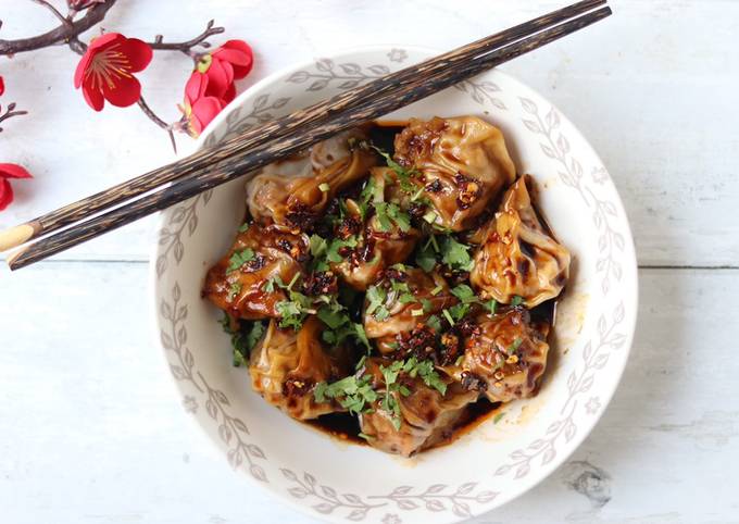 Spicy Wonton in Chilli Oil 🥢🌶