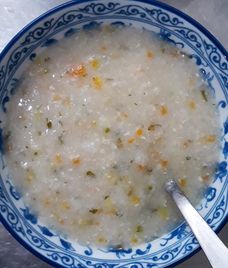 cháo thịt heo cho bé