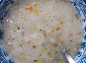 Hình của món Cháo cho bé: thịt heo bí đỏ khoai tây.