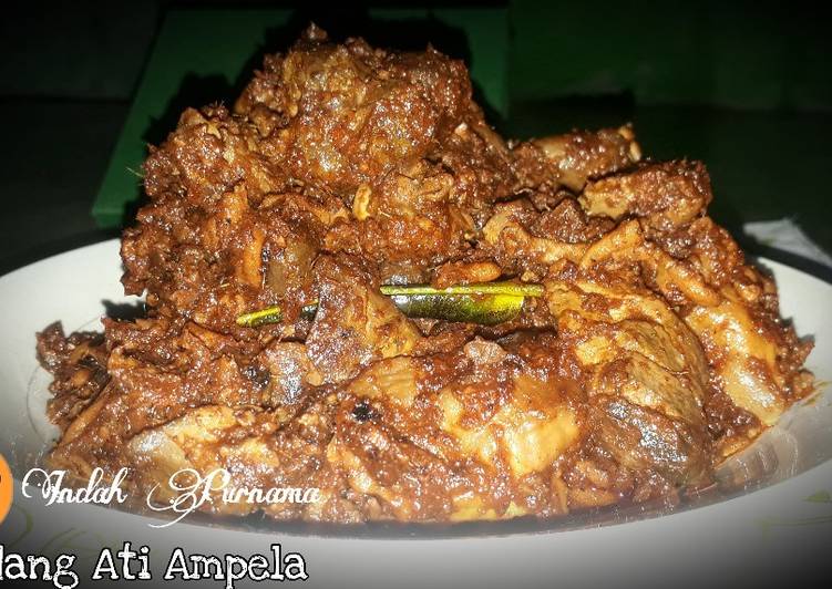 Bagaimana Menyiapkan Rendang Ati Ampela, Enak