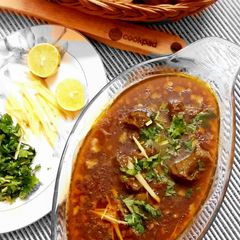 A picture of Beef Nali Nehari.