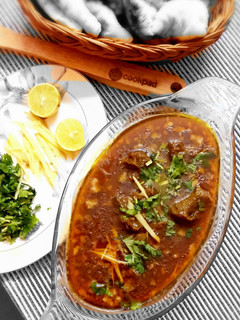 A picture of Beef Nali Nehari.