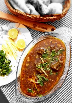 A picture of Beef Nali Nehari.