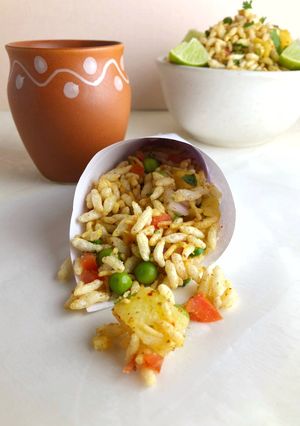 A picture of Jhal Muri.