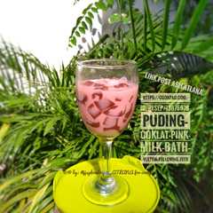 รูปของ Puding Coklat + Pink Milk Bath Vla