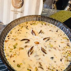 A picture of Sheer Khurma.