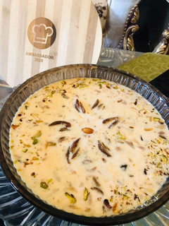 A picture of Sheer Khurma.