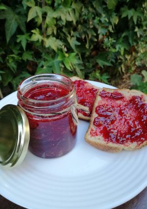 Una foto de Mermelada de frutillas 🍓