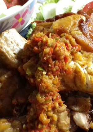Foto resep Ayam Penyet Rumahan