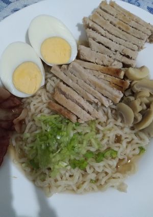 Una foto de Ramen Uruguayo