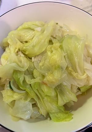 蒜炒高麗菜 的食譜成品照片