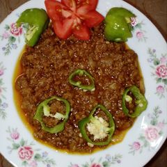 A picture of Mutton qeema 🍅🌶️.