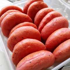 รูปของ Donat buah naga