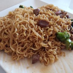 A picture of Beef noodles.