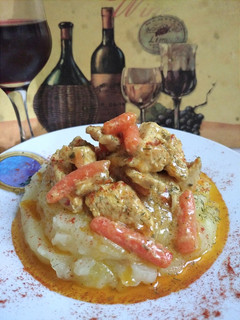 A picture of Mustard-Lemon Chicken Breast 🐔 with Mashed Potatoes.