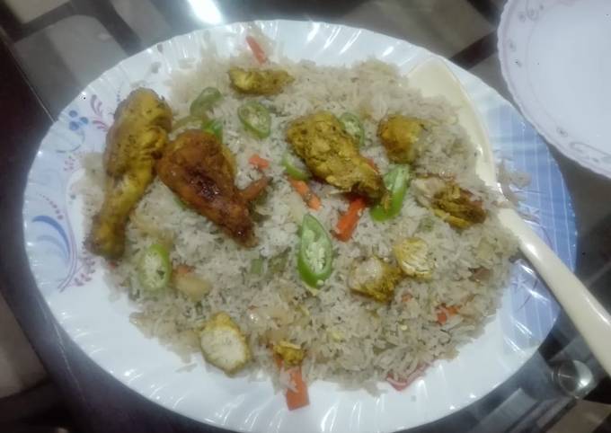 Steam chicken with vegetable fried rice