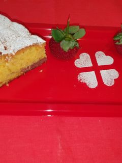 O poză a rețetei Prăjitură cu căpșuni.