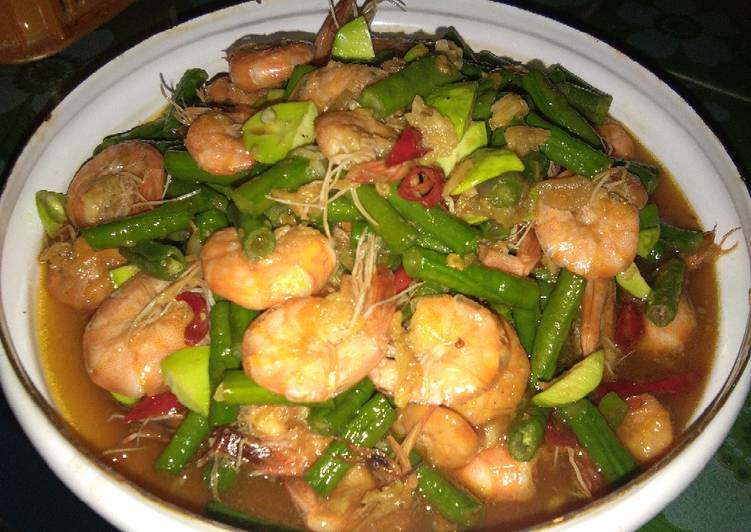 Tumis kacang panjang udang