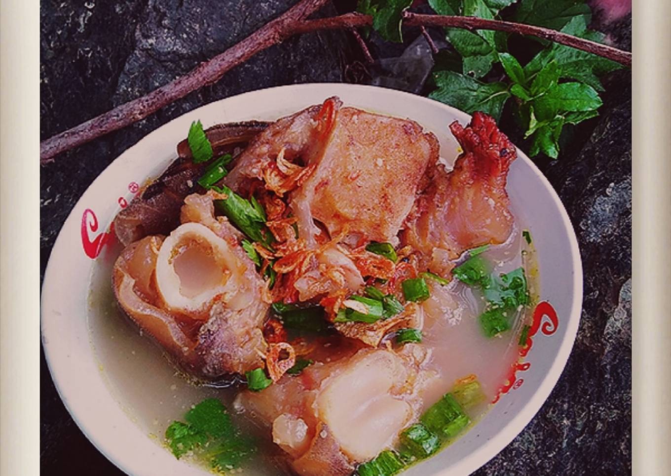 Soto kikil sapi