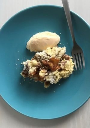 A picture of Apple Crumble.