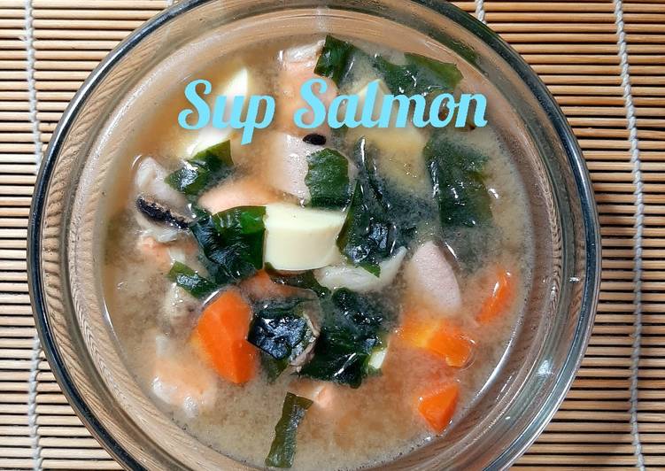 Resep Sup Salmon yang Bikin Ngiler