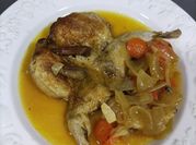 Una foto de codorniz en escabeche