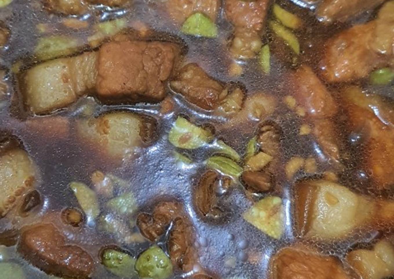 Babi Kecap Pete