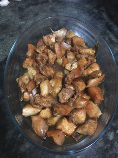 Una foto de Pollo al ajillo fácil y rico
