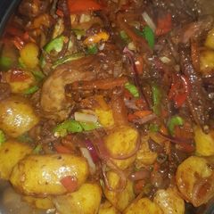 A picture of Fried Chicken & potato meal.