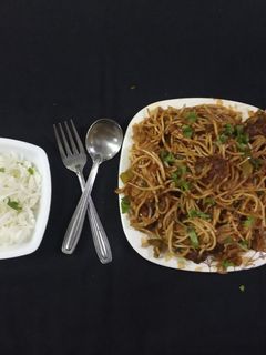નુડલ્સ મંચુરિયન (Noodles Manchurian Recipe In Gujarati) રેસીપી મુખ્ય ફોટો