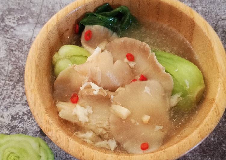 Cara Gampang Menyiapkan Sup Cendawan Tiram dan Pak Choy, Lezat