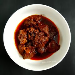 A picture of Mutton Rogan Josh (Mutton in Kashmiri style).