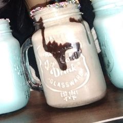 A picture of Oreo shake.