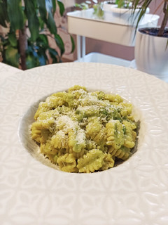 Una foto de Pasta en salsa de guisantes