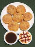 Pyaz Aaloo Ki Khasta Kachori / onion,potato
