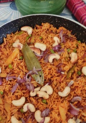 વેજ બિરયાની રેસીપી મુખ્ય ફોટો