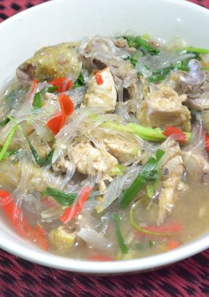 รูปของ แกงไก่บ้านเส้นร้อน