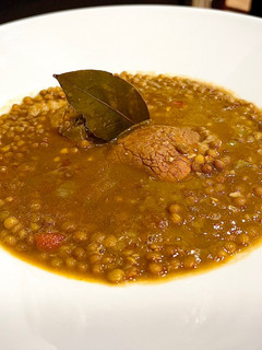 Una foto de Lentejas con carne de ternera blanca