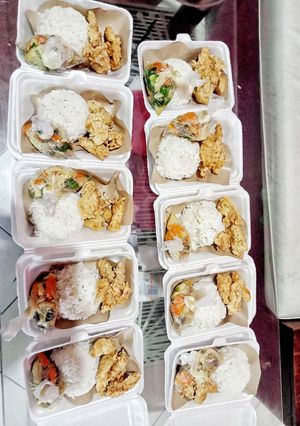 Foto resep Jumat berkah (Nasi Putih,Capcay Goreng,Chicken Strip)