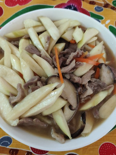 簡單料理-茭白筍炒肉絲 的食譜成品照片