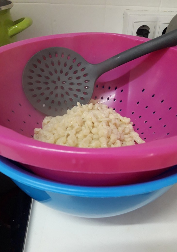 Una foto de Nokedli - comida húngara en castellano